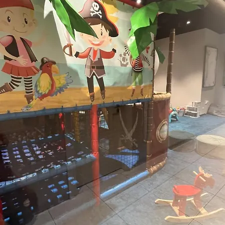 アパート Z Widokiem コウォブジェク